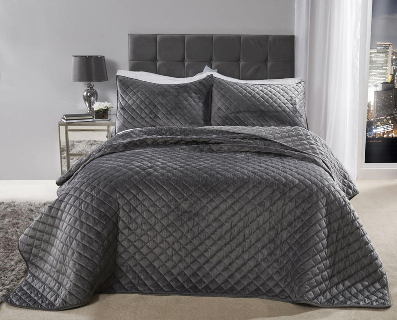 Luxury Quilted Bedspread & 2 Pillow shams in 4 colours Silver, Navy, Taupe, Ochre