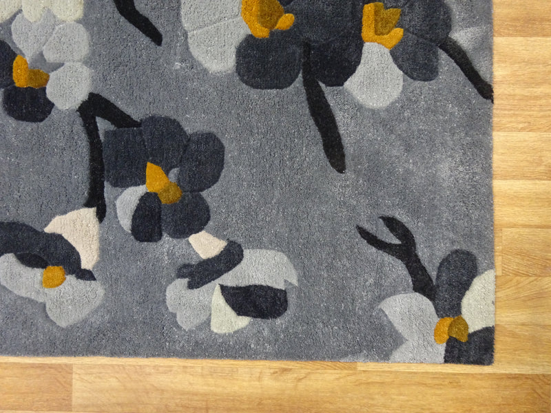 Infinite Grey Blossom Rug 120 x 170 cm 4' x 5'7"