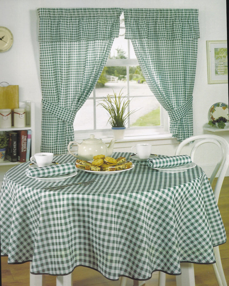 Green Gingham/checked Curtains, matching table cloths Available