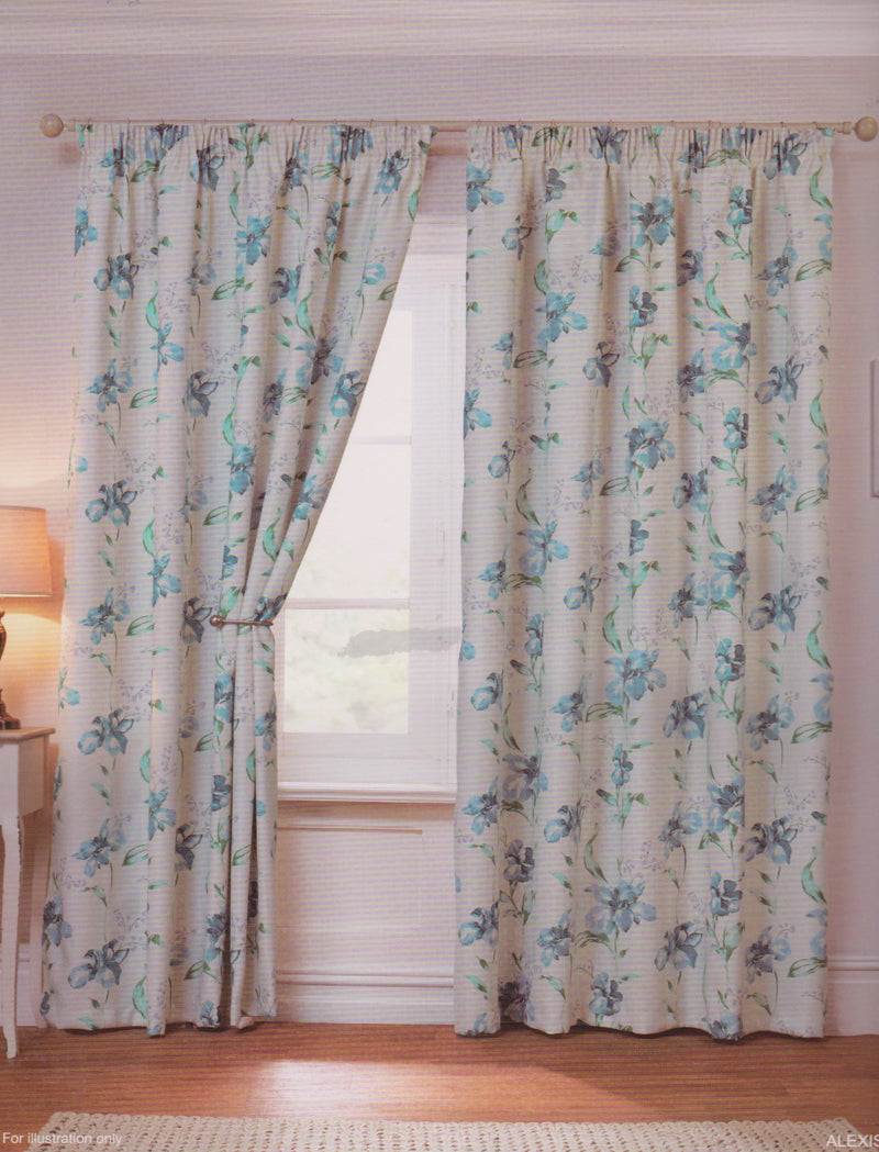 Floral Pair of Black out Thermal Curtains